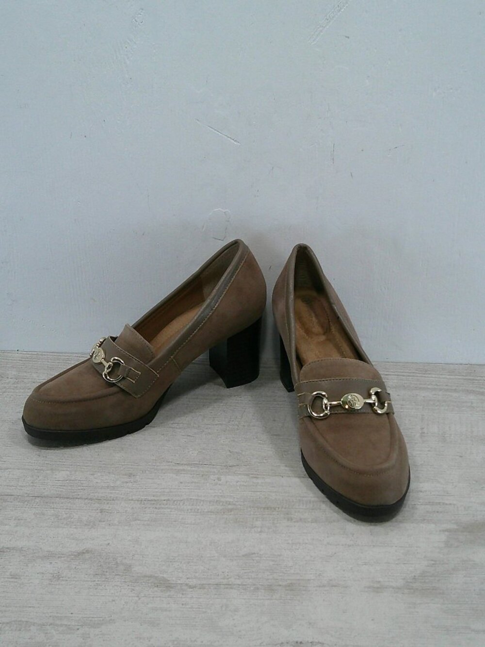 Giani Bernini Y2K Style Porshaal Loafer Dress Pumps High Block Heel Size 8.5 M.